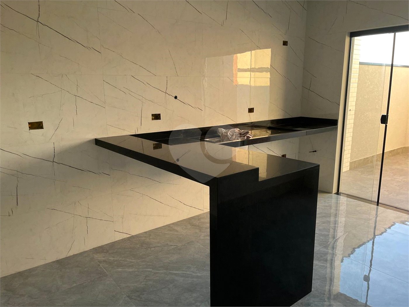Sobrado à venda com 3 quartos, sendo 1 suíte, em Jardim Maristela, São Paulo, SP