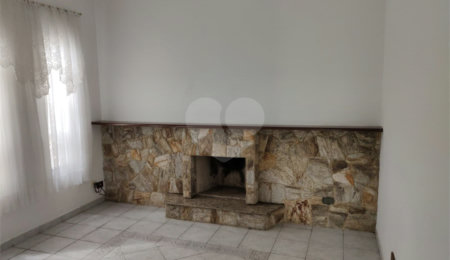 Sobrado à venda com 4 quartos, sendo 1 suíte,  em Vila Nova Mazzei, São Paulo, SP