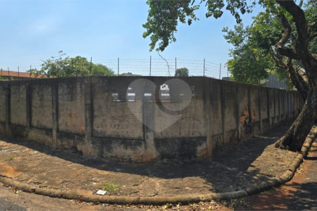 Terreno à venda em Jardim do Carmo, Araraquara, SP