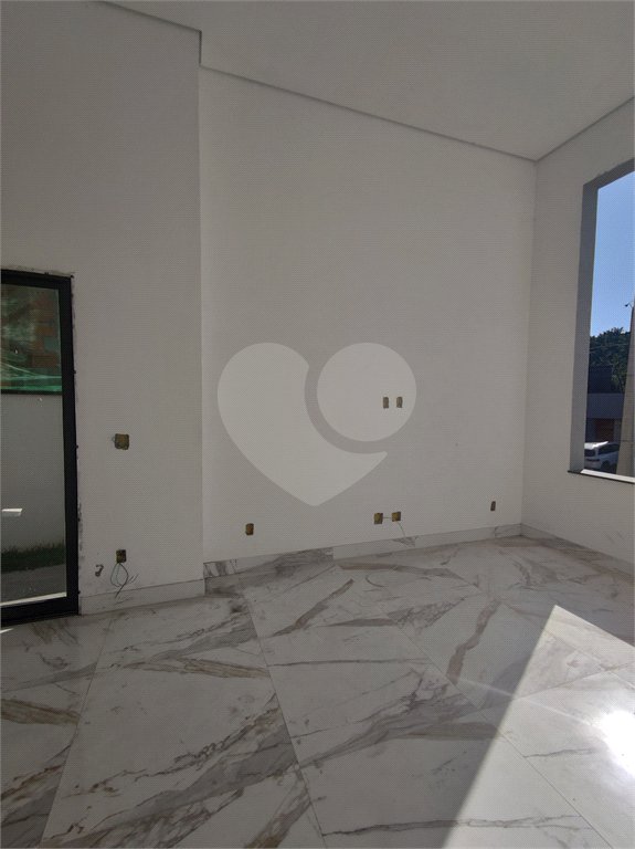 Casa à venda com 3 suítes no condomínio Aruã Brisas, Mogi das Cruzes - SP
