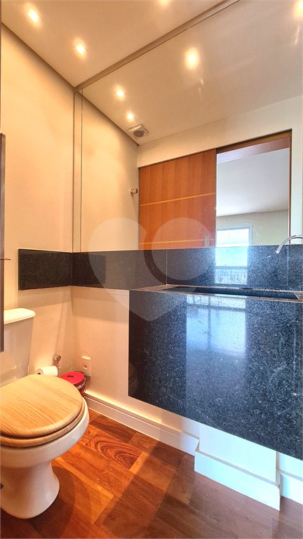 Apartamento à venda ou para alugar com 3 quartos, sendo 2 suítes, em Pinheiros, São Paulo, SP