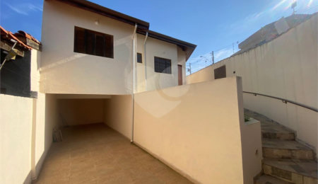 Casa à venda com 3 quartos, sendo 1 suíte,  em Vila Nova Cintra, Mogi das Cruzes, SP