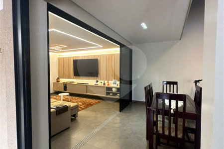 Casa à venda com 6 suítes em Pedro Juan Caballero, Amambay