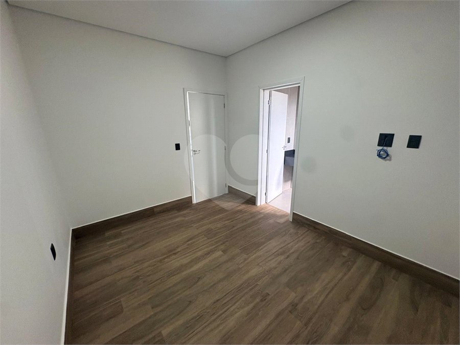 Casa à venda com 3 suítes no condomínio Alphaville Castello, Itu - SP