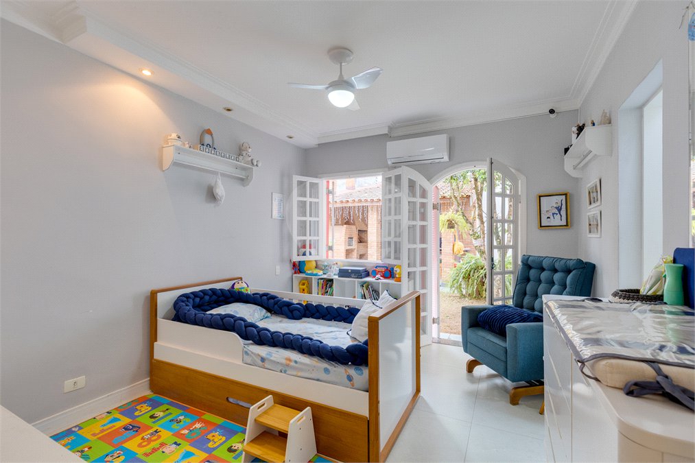 Casa à venda com 4 suítes em Jardim Marajoara, São Paulo, SP