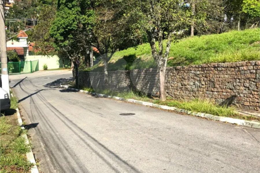 Terreno à venda em Horto, São Paulo, SP