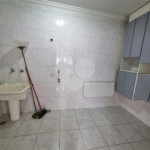 Sobrado à venda ou para alugar com 5 quartos, sendo 4 suítes,  em City América, São Paulo, SP