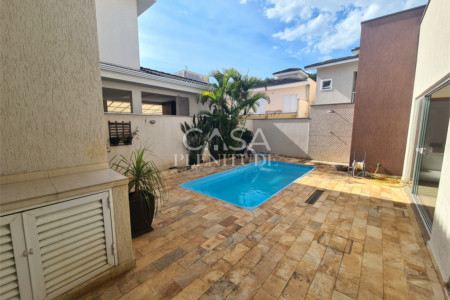 Casa em condomínio à venda com 3 suítes, em Iporanga, Sorocaba, SP