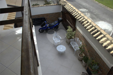 Casa à venda com 3 quartos, sendo 1 suíte, no condomínio Village da Posse, Rio de Janeiro - RJ