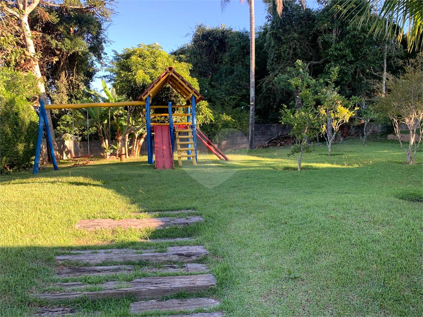 Casa Térrea à venda com 3 quartos, sendo 1 suíte, em Alpes D'ouro, Bom Jesus dos Perdões, SP