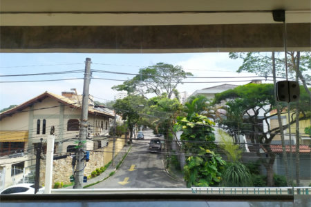 Casa à venda com 4 quartos, sendo 2 suítes, em Jardim das Vertentes, São Paulo, SP