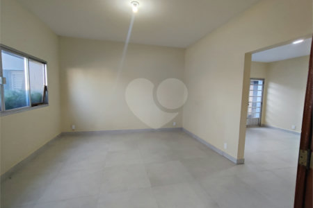 Casa à venda ou para alugar com 5 quartos, sendo 3 suítes, em Vila Maria, Itapetininga, SP