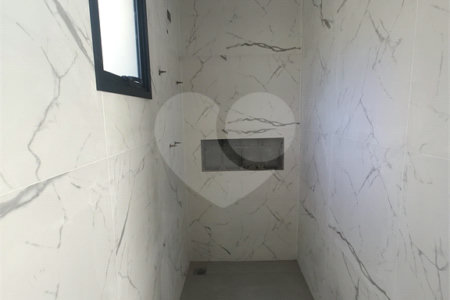 Casa Térrea à venda com 3 suítes em Jardim do Lago, Atibaia, SP