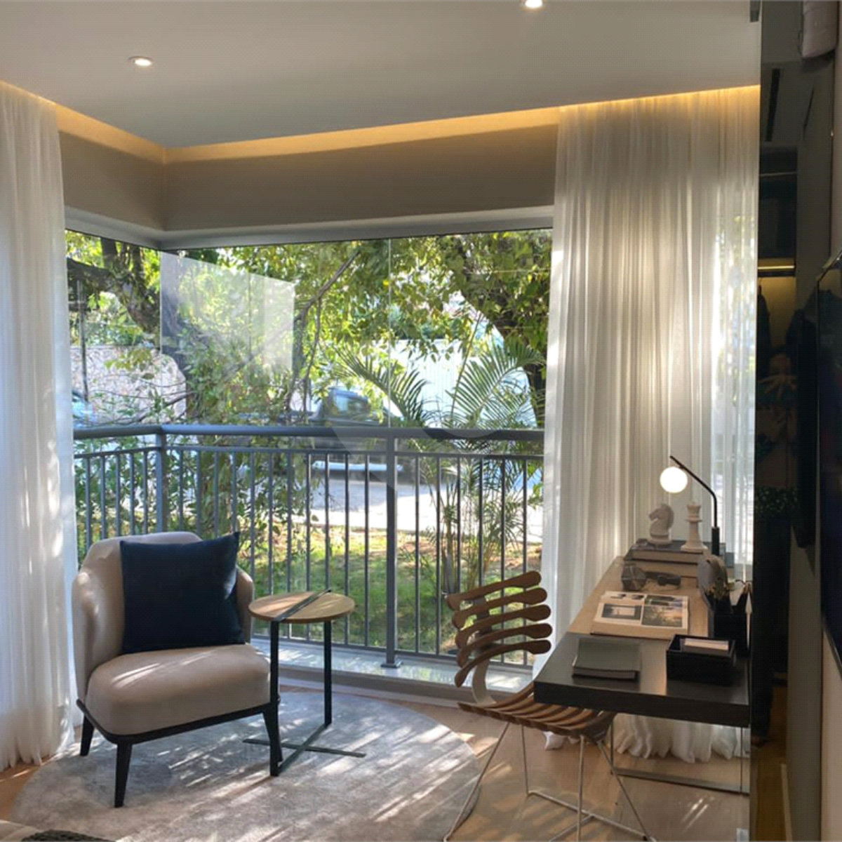 Apartamento à venda com 3 suítes em Chácara Santo Antônio, São Paulo, SP