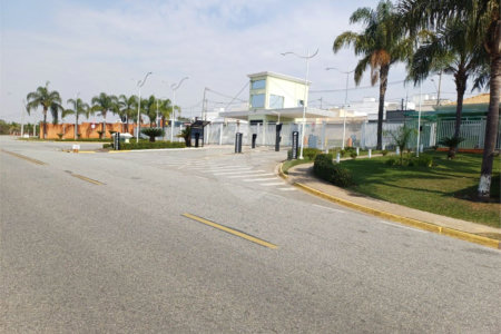 Terreno à venda no condomínio Horto Florestal Villagio, Sorocaba - SP