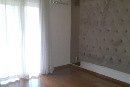 Casa à venda ou para alugar com 4 suítes em Chácaras São Carlos, Cotia, SP