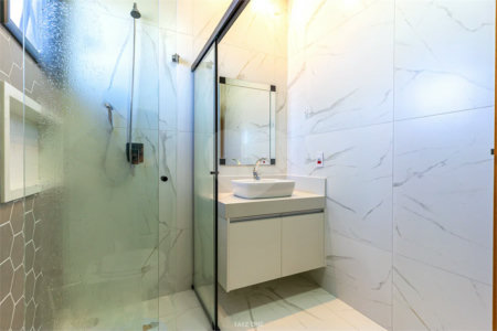 Casa à venda com 4 suítes no condomínio Residencial dos Lagos, Itupeva - SP