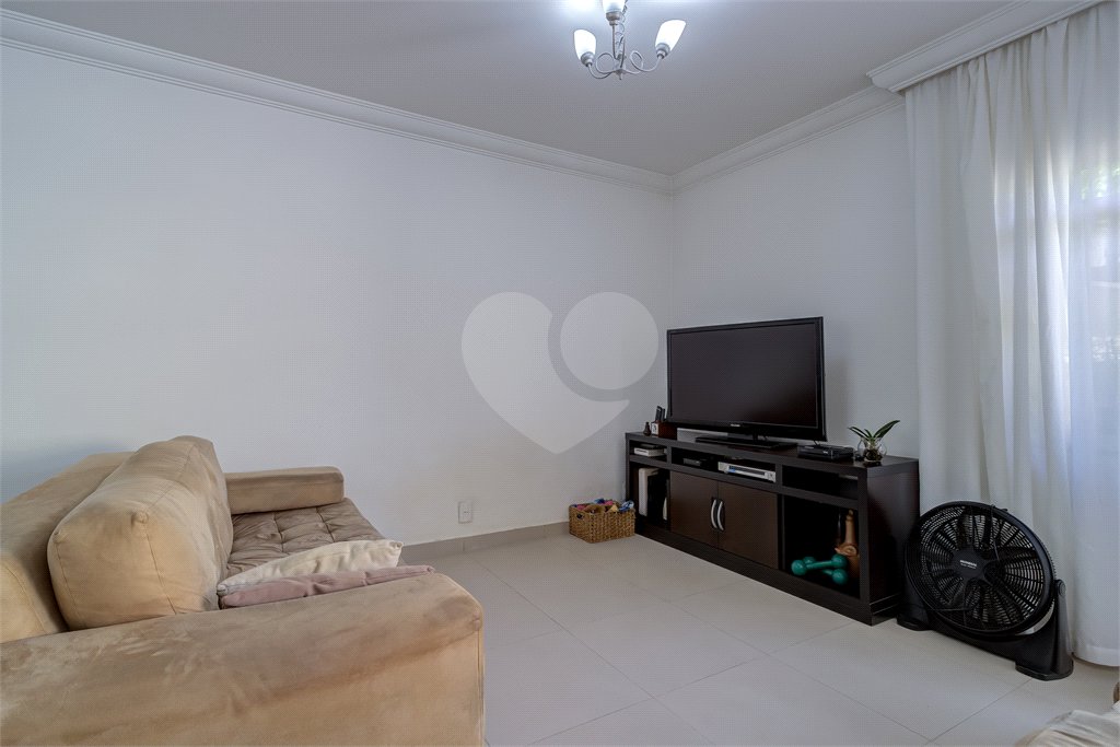 Casa de Vila à venda com 4 suítes em Granja Julieta, São Paulo, SP