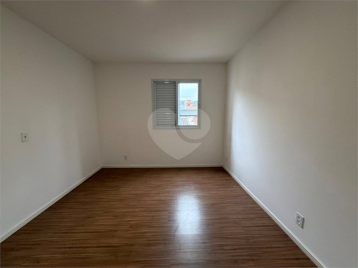 Casa à venda com 2 quartos no condomínio Severa, São Paulo - SP