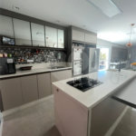 Casa à venda com 4 suítes no condomínio Residencial Jabuticabeiras, São Paulo - SP