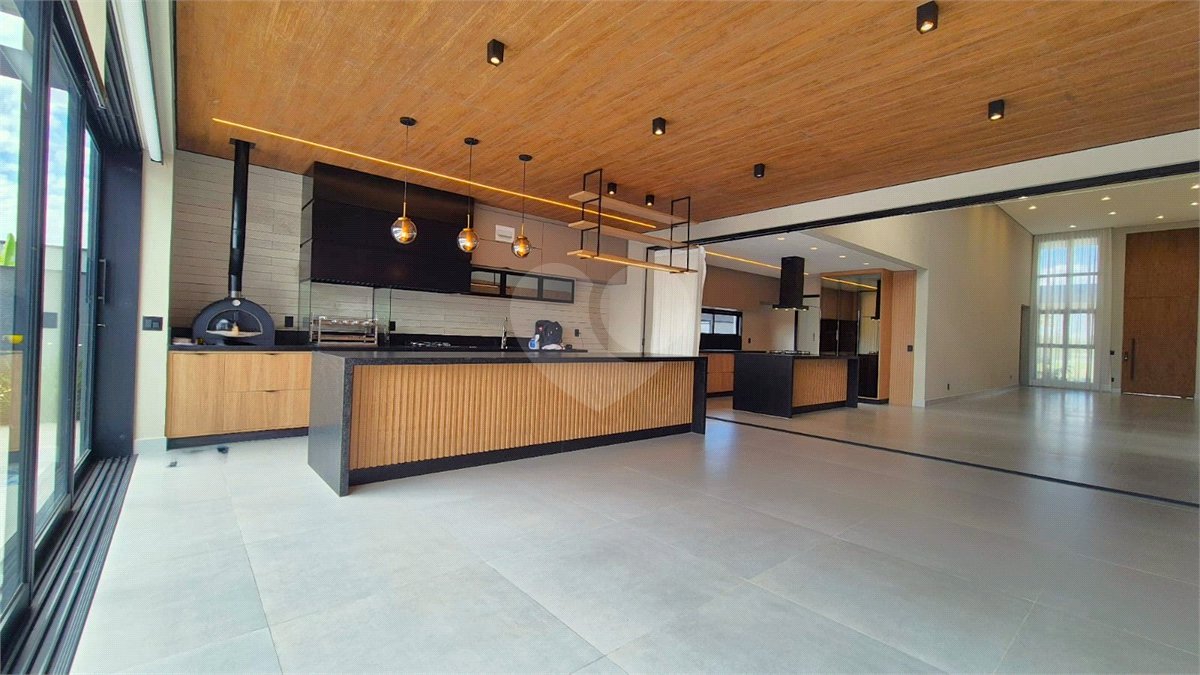Casa à venda com 4 suítes no condomínio Residencial Saint Patrick, Sorocaba - SP