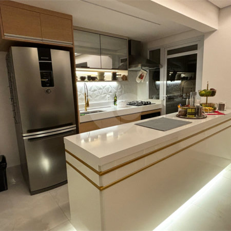 Apartamento à venda com 2 suítes em Vila Anastácio, São Paulo, SP