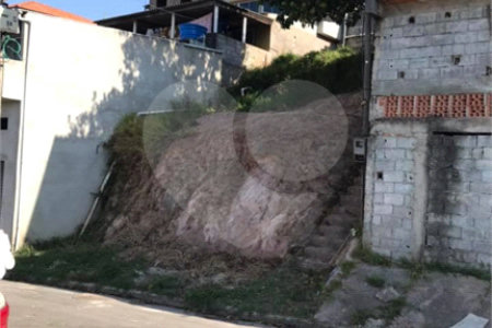 Terreno à venda em Estância Lago Azul, Franco da Rocha, SP