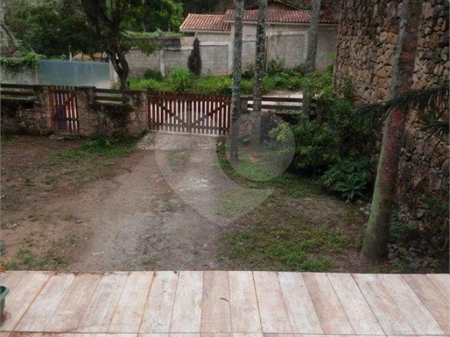Casa à venda com 3 quartos, sendo 1 suíte,  em Serra da Cantareira, Mairiporã, SP
