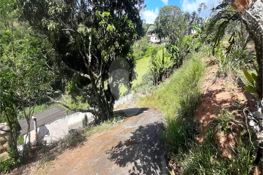 Casa à venda com 2 quartos em Serra da Cantareira, Mairiporã, SP