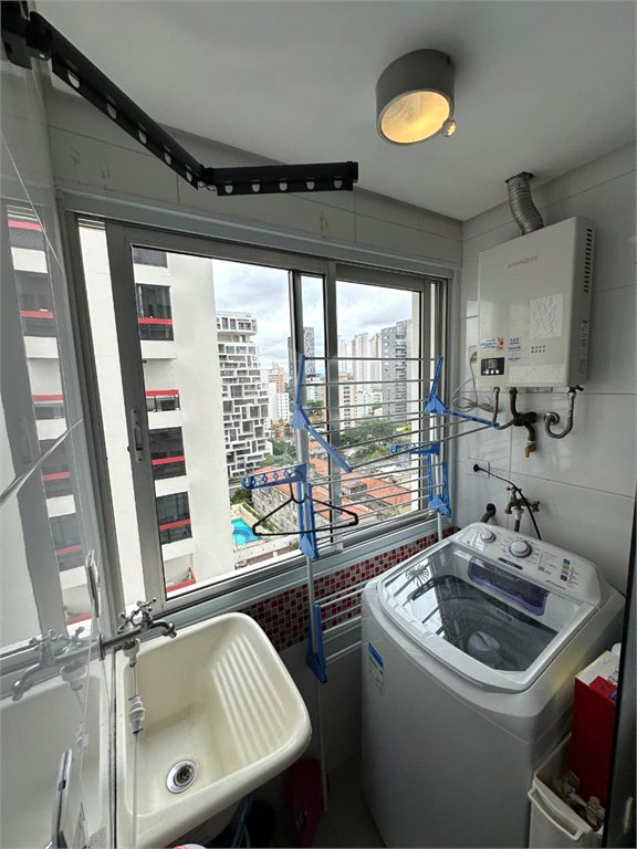Apartamento para alugar com 2 quartos em Pinheiros, São Paulo, SP