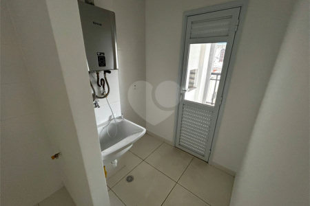 Apartamento à venda com 2 quartos, sendo 1 suíte,  em Vila Aparecida, Itapetininga, SP