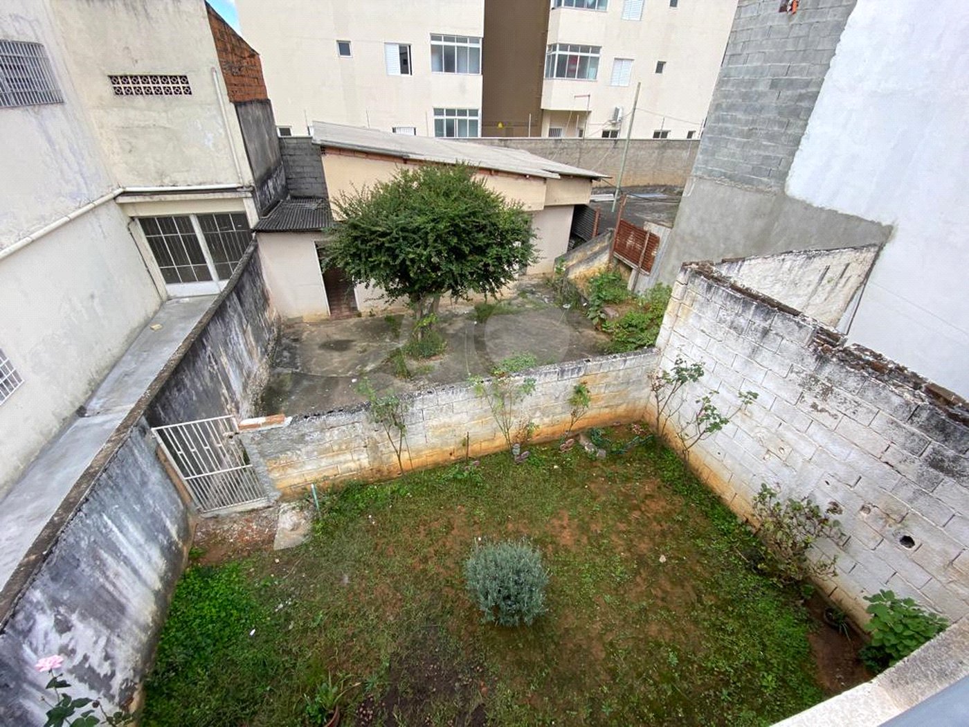 Casa Térrea à venda com 4 quartos em Vila Mazzei, São Paulo, SP
