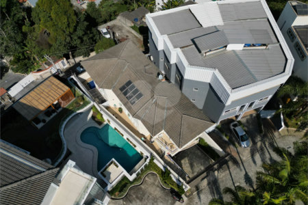 Casa à venda com 4 suítes no condomínio Residencial Cantareira, São Paulo - SP