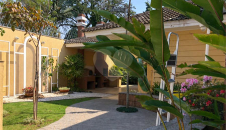 Casa à venda com 4 quartos, sendo 2 suítes,  no condomínio Lake Louise, São Paulo - SP