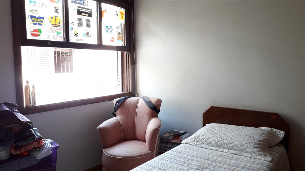 Sobrado à venda com 5 quartos, sendo 1 suíte, em Jardim Caravelas, São Paulo, SP