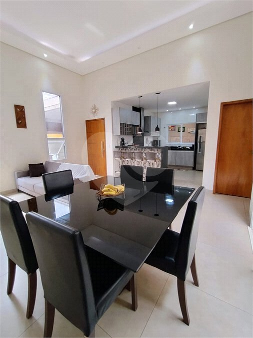 Casa à venda com 3 quartos, sendo 1 suíte, em Jardim Santa Cecília, Ribeirão Preto, SP