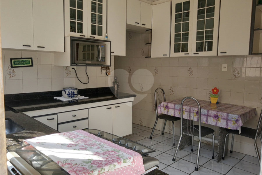 Casa Térrea à venda com 4 quartos, sendo 1 suíte,  em Tucuruvi, São Paulo, SP
