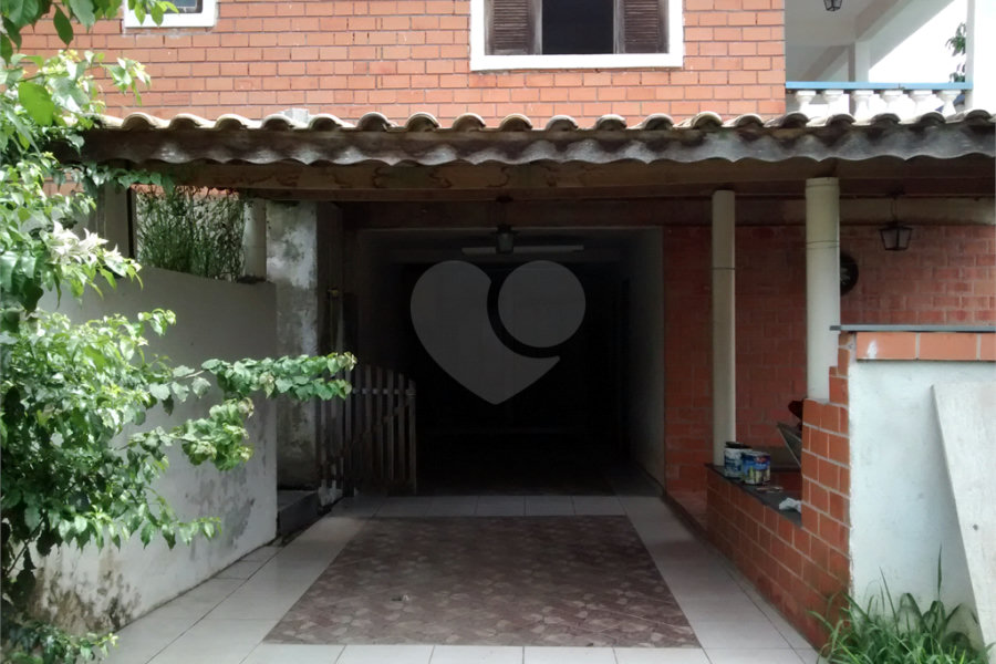 Casa à venda com 4 quartos em Capoavinha, Mairiporã, SP