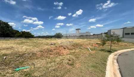 Terreno à venda em Santa Cândida, Vinhedo, SP