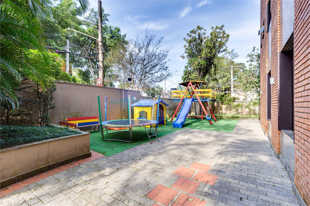 Apartamento à venda com 2 suítes em Alto da Boa Vista, São Paulo, SP