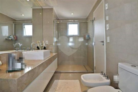 Apartamento à venda ou para alugar com 4 suítes em Santa Teresinha, São Paulo, SP