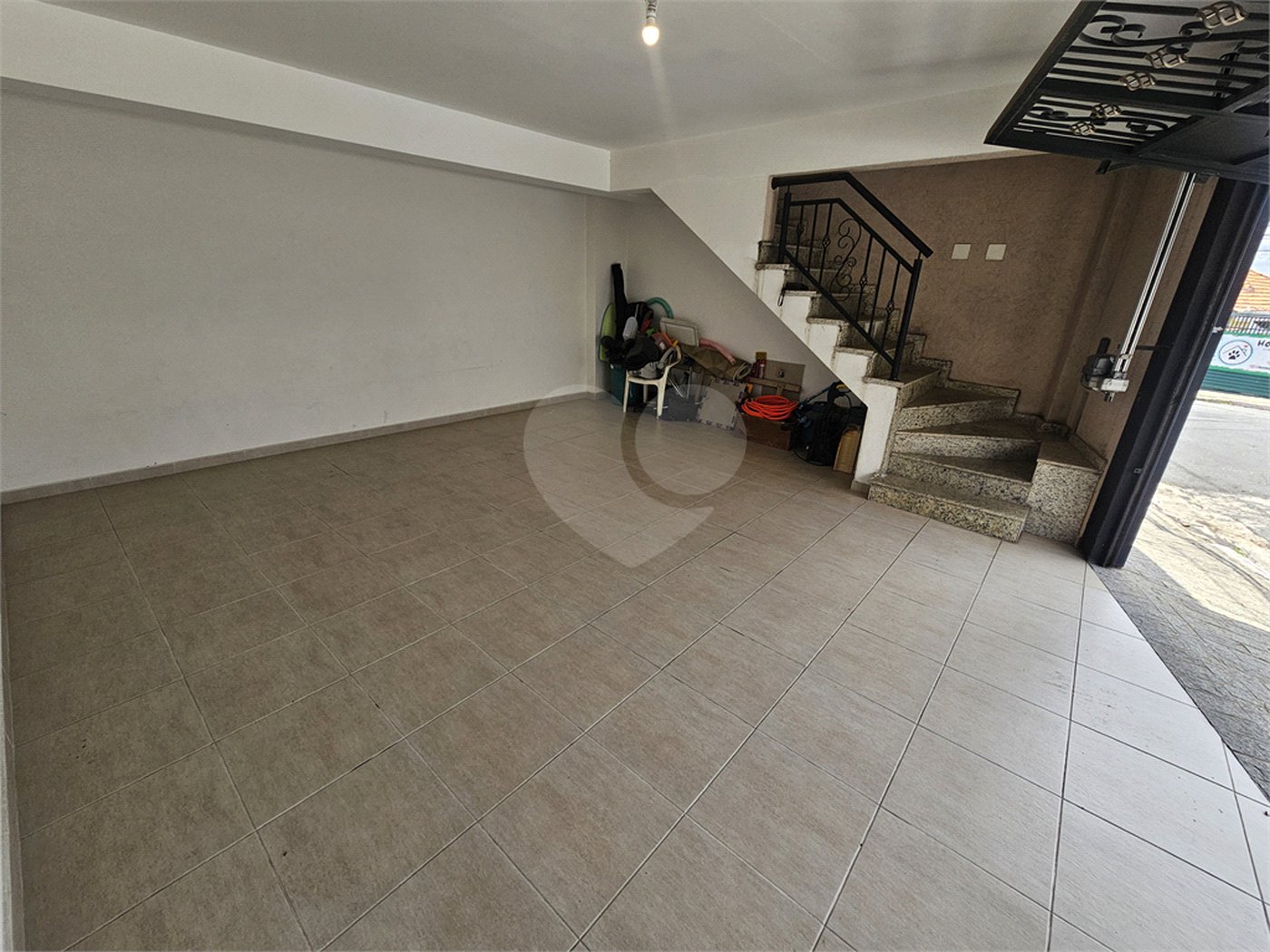 Sobrado à venda com 3 quartos, sendo 1 suíte,  em Vila Nivi, São Paulo, SP