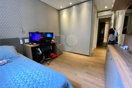 Apartamento à venda com 3 suítes em Vila Suzana, São Paulo, SP
