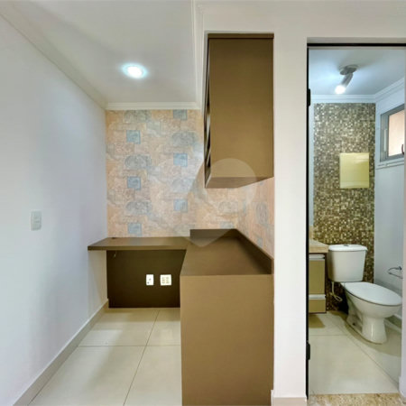 Casa à venda com 3 quartos, sendo 1 suíte, no condomínio Residencial Villa Flora, Votorantim - SP