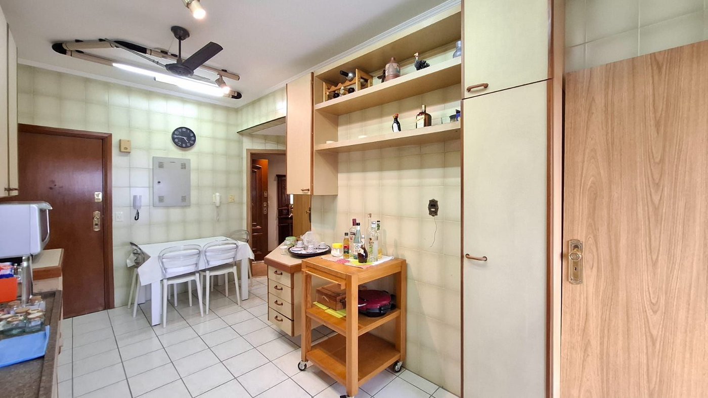 Apartamento com 3 dormitórios à venda, 150 m² por R$ 1.070.000,00 - Gonzaga - Santos/SP