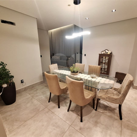 Casa à venda com 4 quartos, sendo 3 suítes, em Condomínio Terras de Santa Cruz, Bragança Paulista, SP
