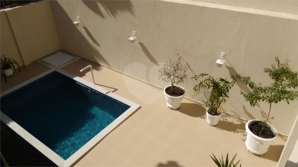 Casa à venda ou para alugar com 3 suítes no condomínio Residencial Villa dos Inglezes, Sorocaba - SP