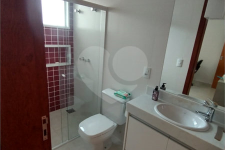 Casa à venda com 3 suítes no condomínio Residencial Central Parque, Salto - SP
