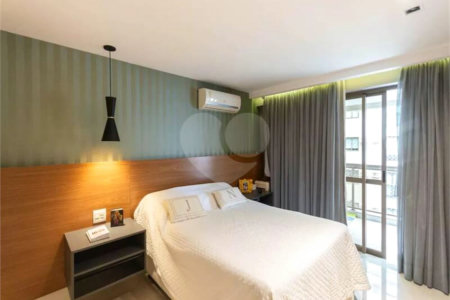 Apartamento à venda com 4 quartos, sendo 1 suíte,  em Tijuca, Rio de Janeiro, RJ