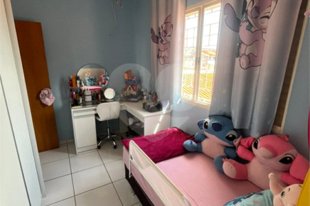 Casa à venda com 4 quartos, sendo 1 suíte, em Vila Santa Maria (vila Xavier), Araraquara, SP